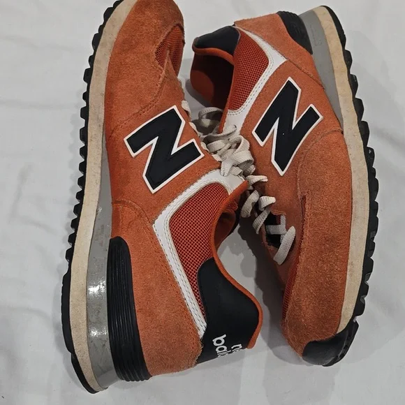 New Balance 574 Orange And Black sneakers 12 - Picture 8 of 9